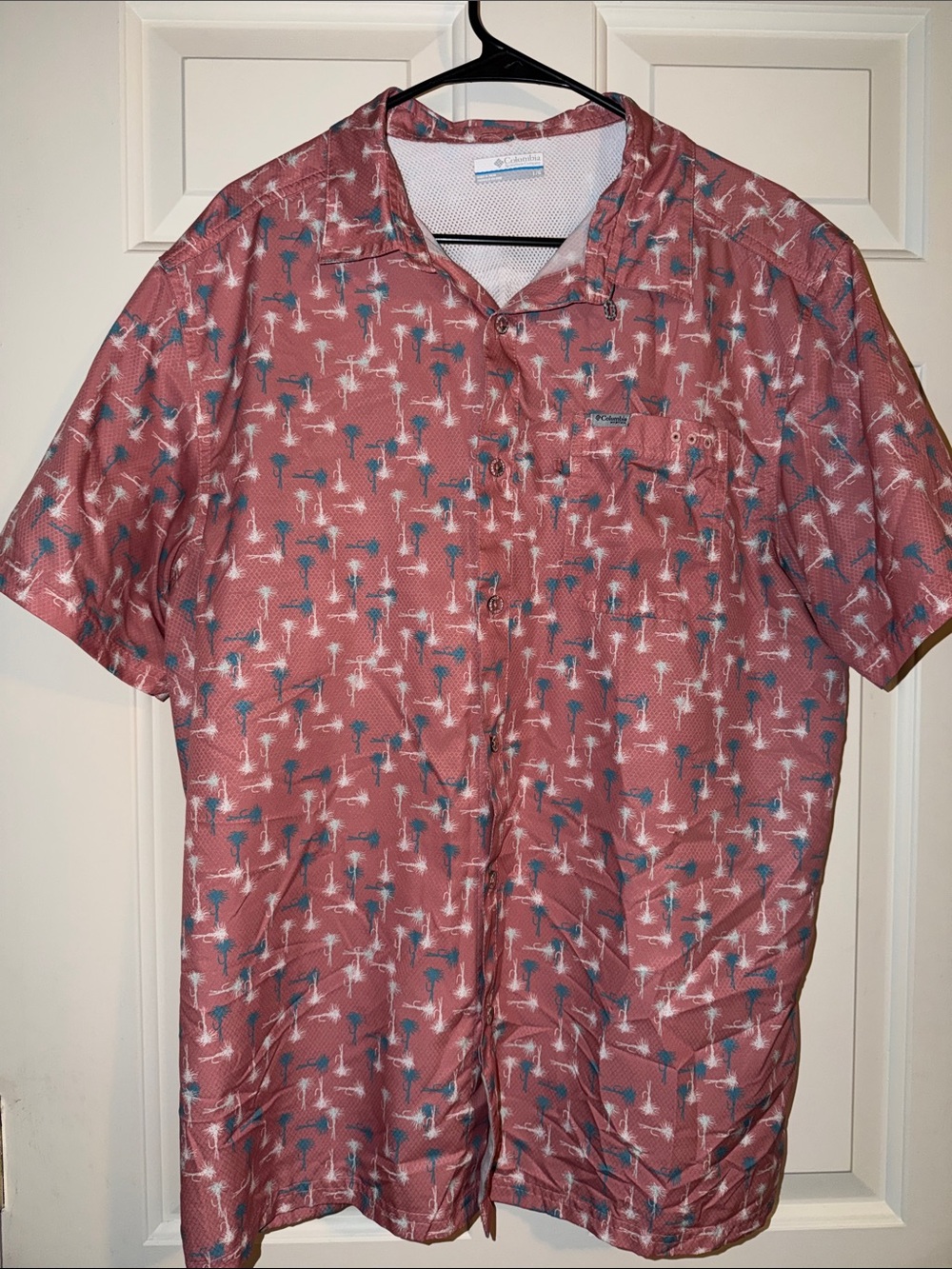 Columbia Men's Short-Sleeve Pink Palm-Print Shirt
